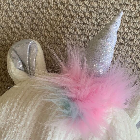 P.S. AEROPOSTALE chenille unicorn hat Youth one size lined - Picture 2 of 9